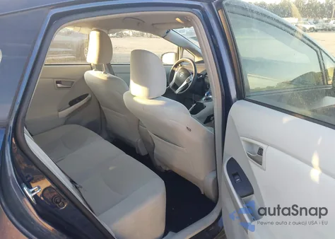 2015 Toyota Prius Two из США, поврежденный, VIN JTDKN3DU4F0475068